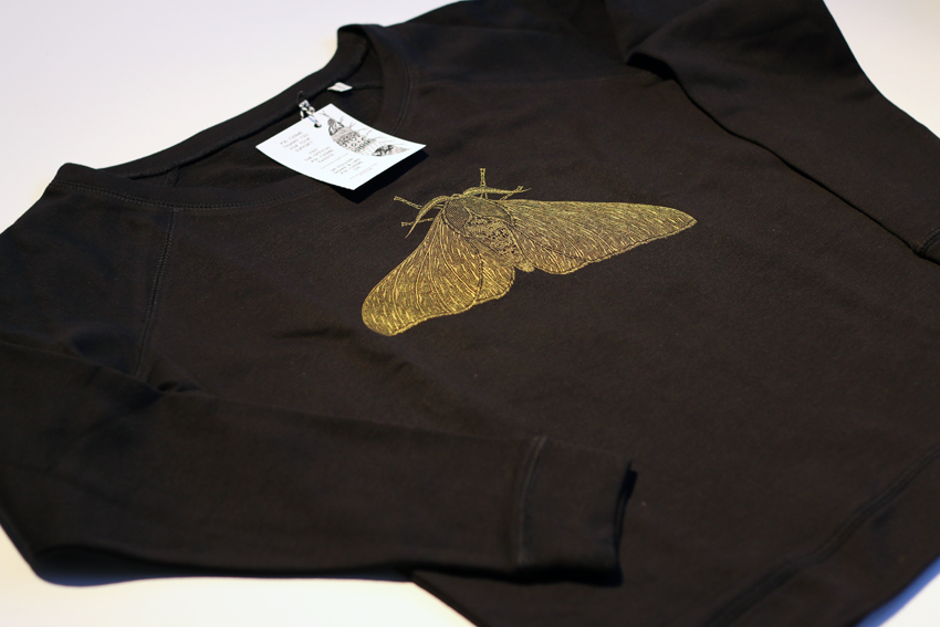 Women - Black with golden Peppered moth - XL (SWA087)