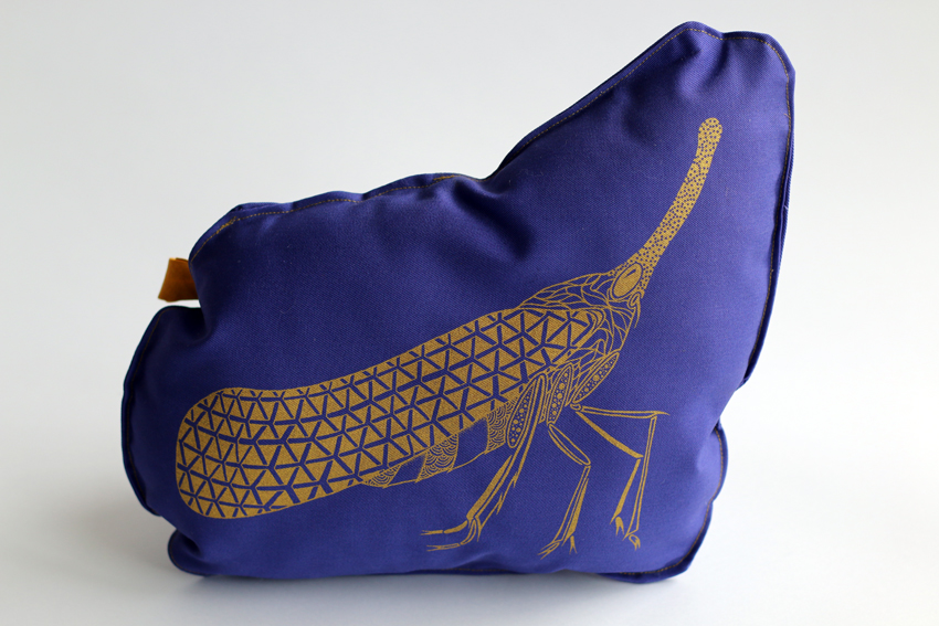 Stuffed insect - Purple with golden Lanternfly (SI001)