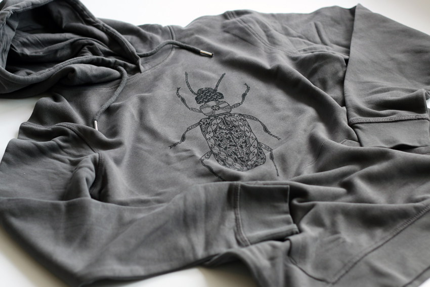 Sweater - Unisex - Hoodie - Anthracite with black Beetle - S (SWA029)