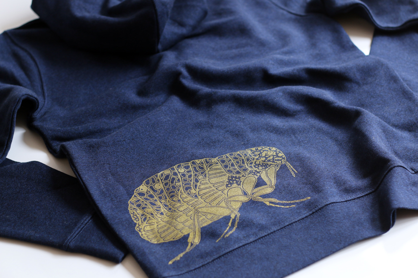 Men/Unisex - Zipped hoodie - Black heather blue with golden Flea on the back - L (SWA027)